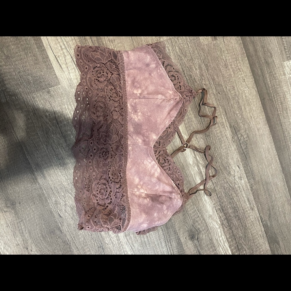pink sports bra/bralette